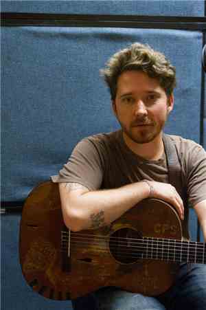 Christopher Paul Stelling - Folkadelphia Session 5​/​13​/​2015
