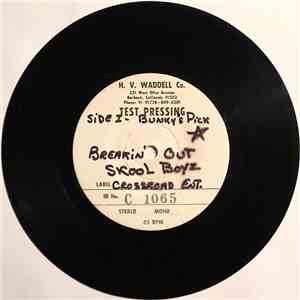 Skool Boyz - Breakin' Out
