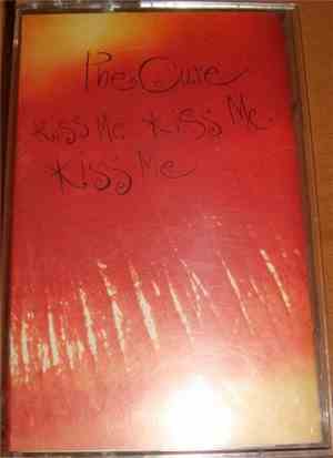 The Cure - Kiss Me Kiss Me Kiss Me
