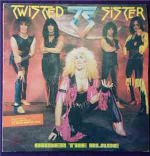 Twisted Sister - Under The Blade