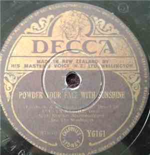 Evenlyn Knight With The Stardusters - A Little Bird Told Me / Powder Your Face With Sunshine