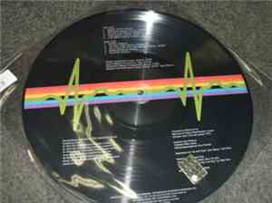 pink floyd - a darker side of the moon