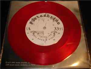 Portashrine - Color Red