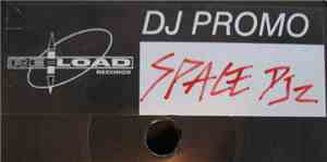 Space DJz - Harmonic Distortion