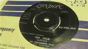 The Crescendos - Oh Julie