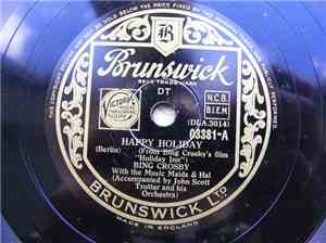 Bing Crosby - Happy Holiday / Be Careful, It's My Heart
