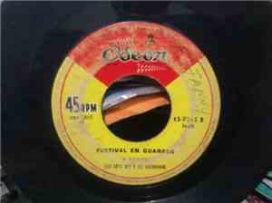 Luis Ariel Rey y Los Colombianos - Cumbia Cienaguera / Festival En Guarare