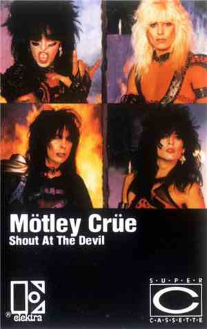 Mötley Crüe - Shout At The Devil