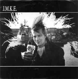 J.M.K.E. - Pieni Mies, Iso Tuoppi