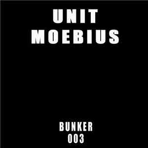 Unit Moebius - Untitled