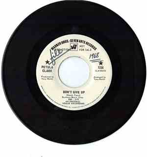 Petula Clark - Don't Give Up