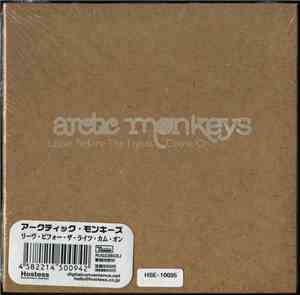 Arctic Monkeys - Leave Before The Lights Come On