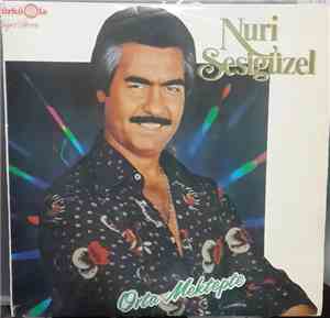 Nuri Sesigüzel - Orta Mektepte