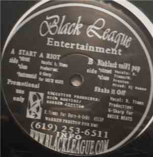 Bass Blak Warren - Start A Riot