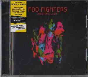 Foo Fighters - Wasting Light