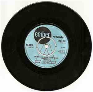 Lee Lynch - Joe Poor Loves Daphne Elizabeth Rich