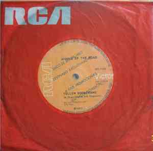 Middle Of The Road - Yellow Boomerang / Kailakee Kailako