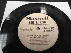 Ben E. King - In The Midnight Hour/Lay Lady Lay / One Man
