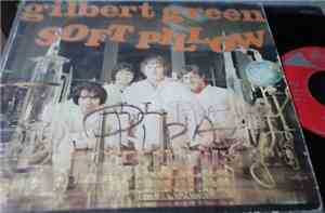 Soft Pillow - Gilbert Green / Hasta Que Llueva