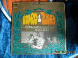 Laurence Harvey, Susan Shentall, Flora Robson, Mervyn Johns, Lydia Sherwood, Sebastian Cabot With Prologue By Sir John Gielgud - William Shakespeare's Romeo And Juliet (Scenes From The J. Arthur Rank Film)