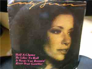 Carly Simon - Half A Chance / He Likes To Roll / It Keeps You Runnin / Rive ...