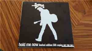 The Boppers - Hold Me Now
