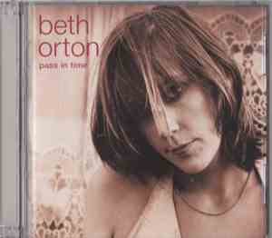 Beth Orton - Pass In Time