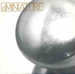 aMINIATURE - Foreign Room